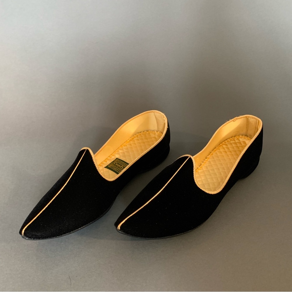 Daniel Green comfy house slippers.